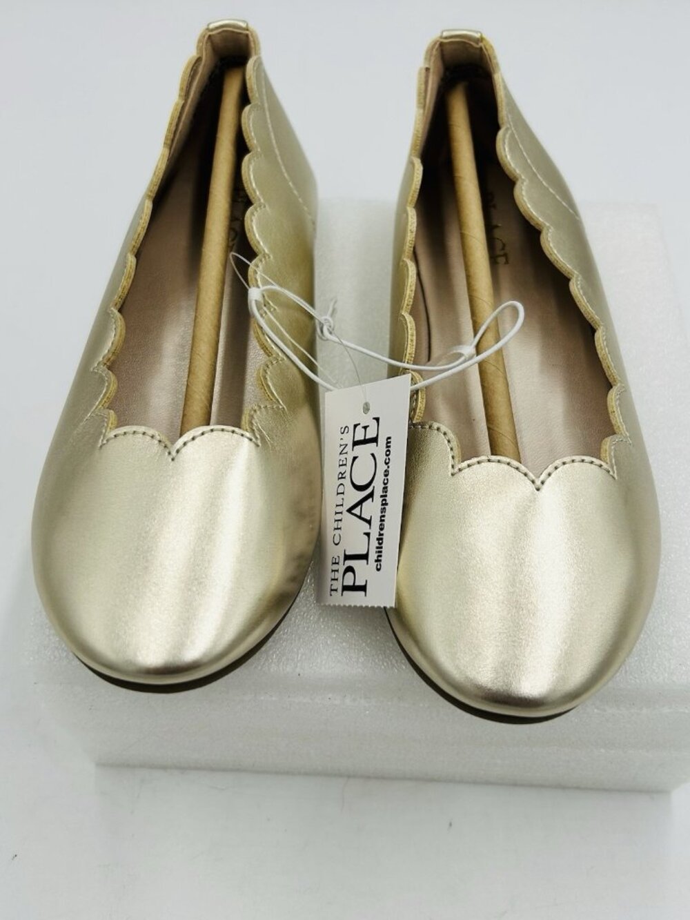 Children's Place Gold Ballet Flats Big Girl's Size 13 Scalloped Edge Shoes NEW